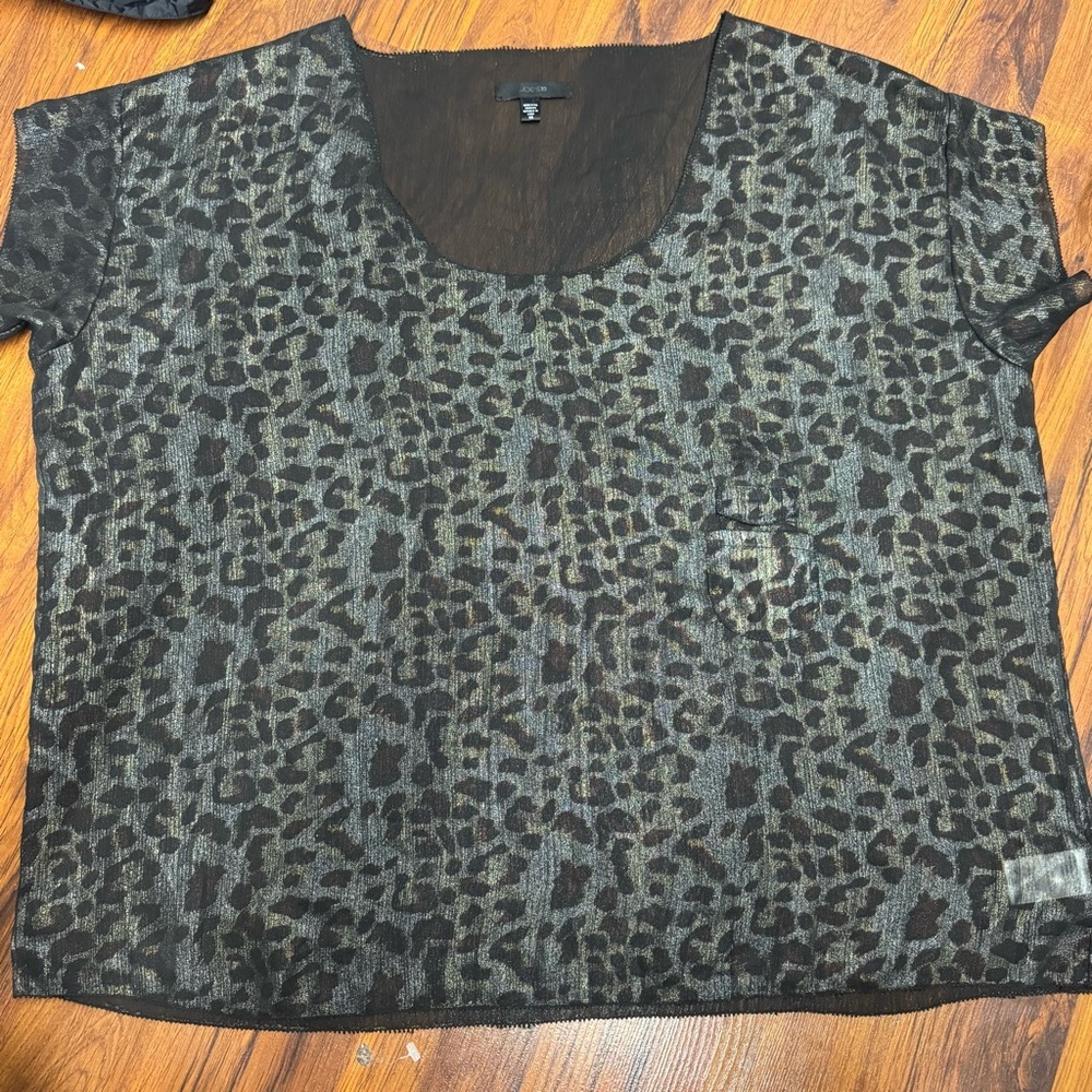 3/ $15 Joe's Leopard Metallic Mesh Top XS Animal Print